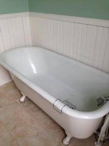 If I wanted a bath it would be in a nice deep tub like this one.
