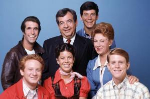 76961606_happydays_142703c