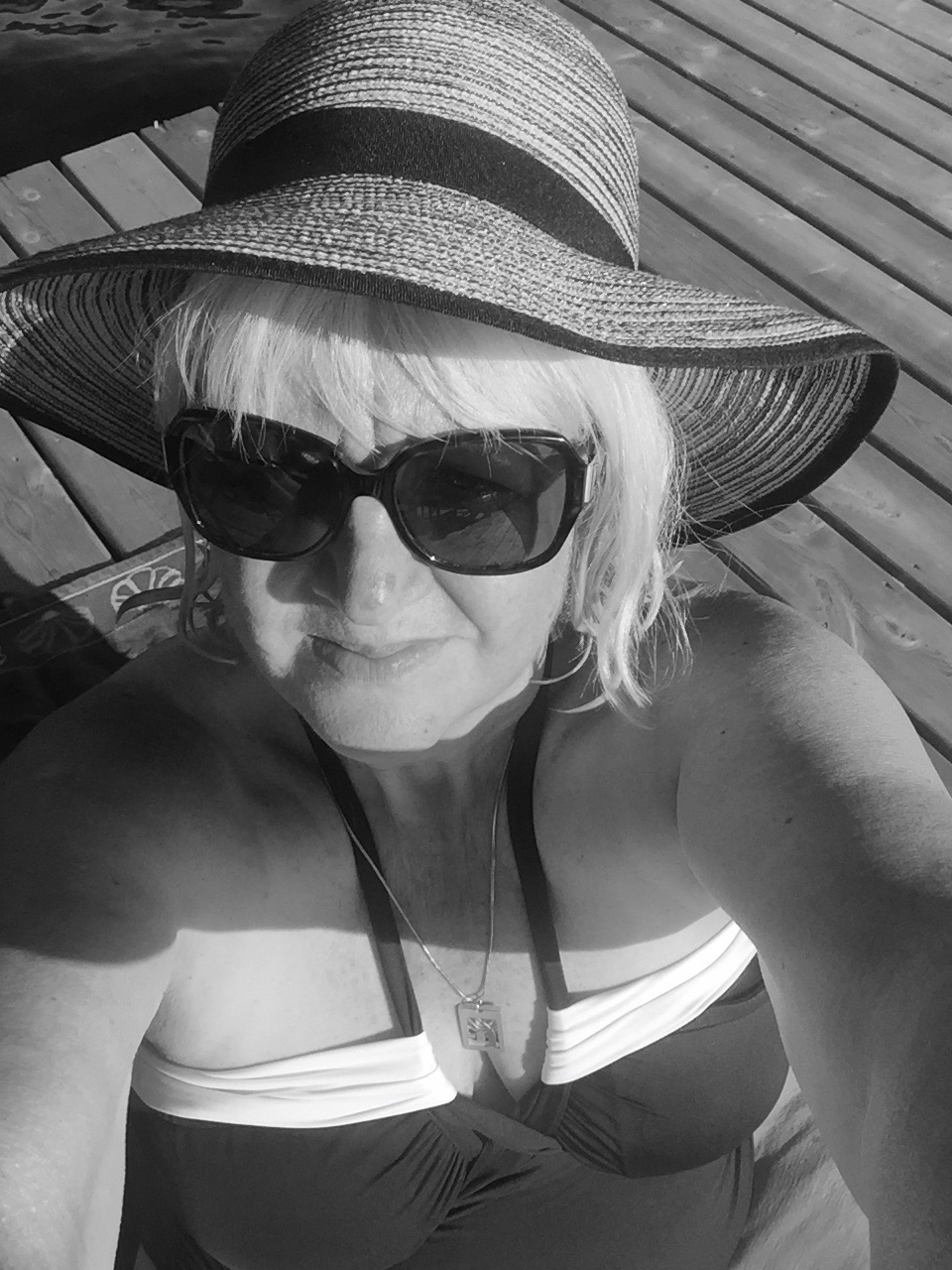 AA35BF88-304D-4375-8E96-269D08388B4C_1_201_a