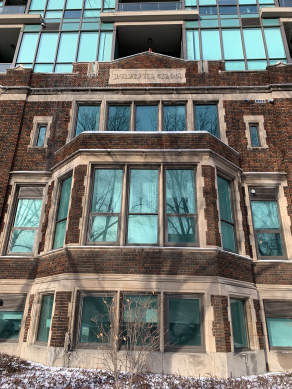 1458C869-122A-4BDA-AA43-B18D4C12D591