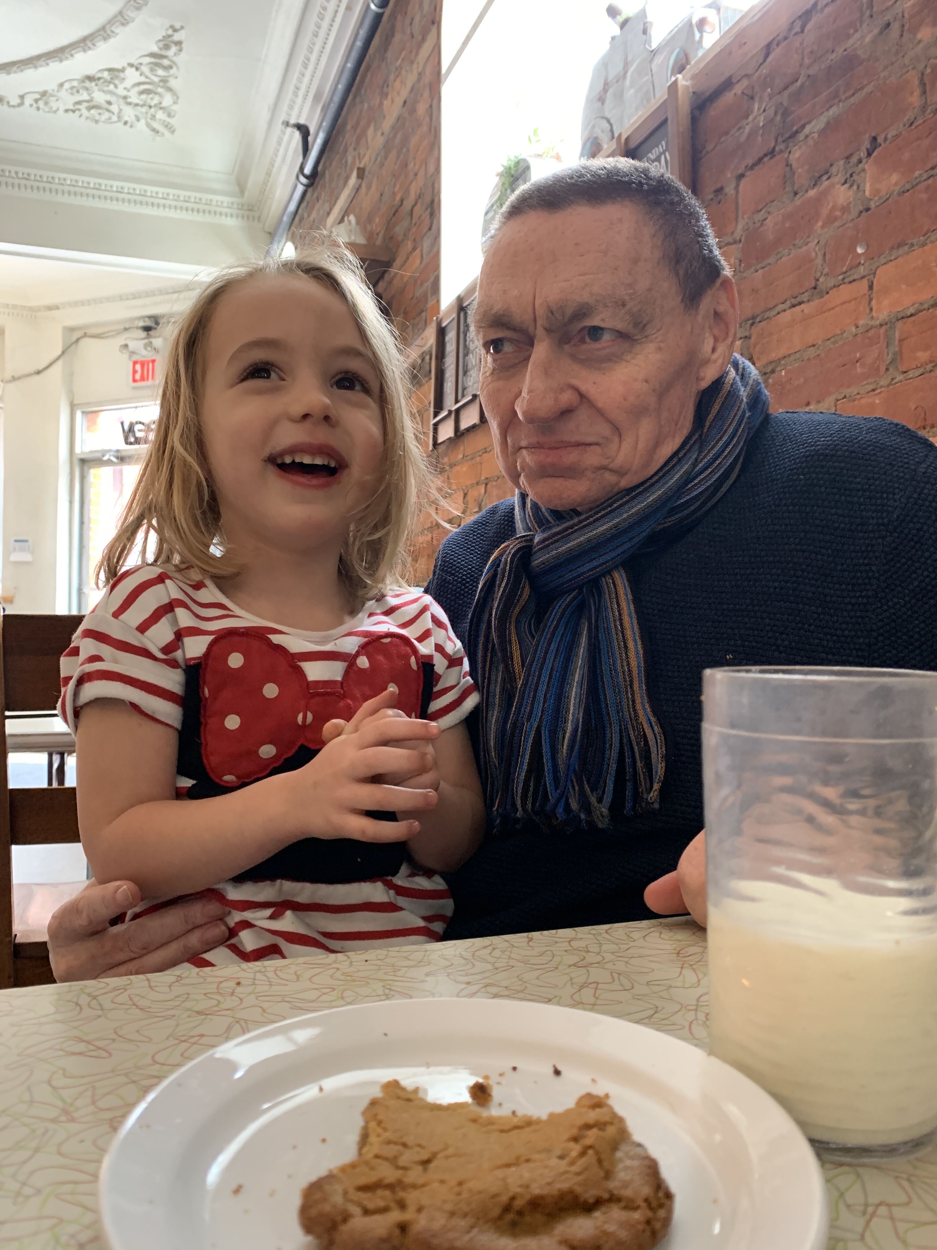 AC63114D-8B1E-4543-8FF8-D3A0CA42CD79